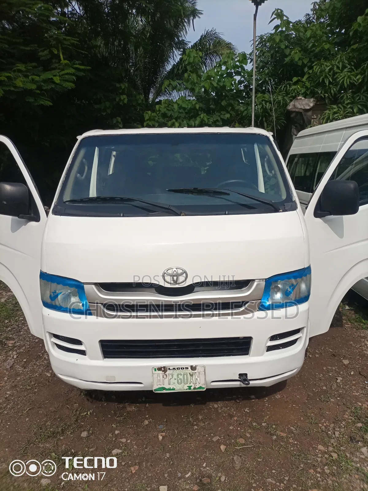 Toyota HiAce 2010 White