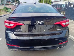 Hyundai Sonata Sport 4dr Sedan (2.4L 4cyl 6A) 2015 Black
