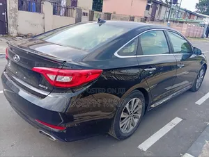 Hyundai Sonata Sport 4dr Sedan (2.4L 4cyl 6A) 2015 Black