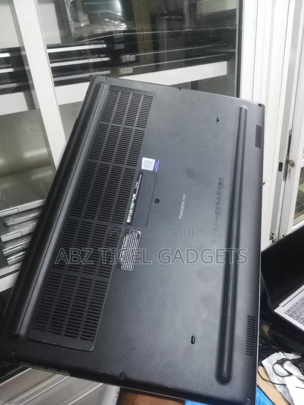 Laptop Dell Precision 7530 32GB Intel Core I7 SSD 512GB