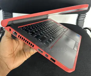 Laptop Dell Latitude 3350 4GB Intel Core I5 HDD 500GB