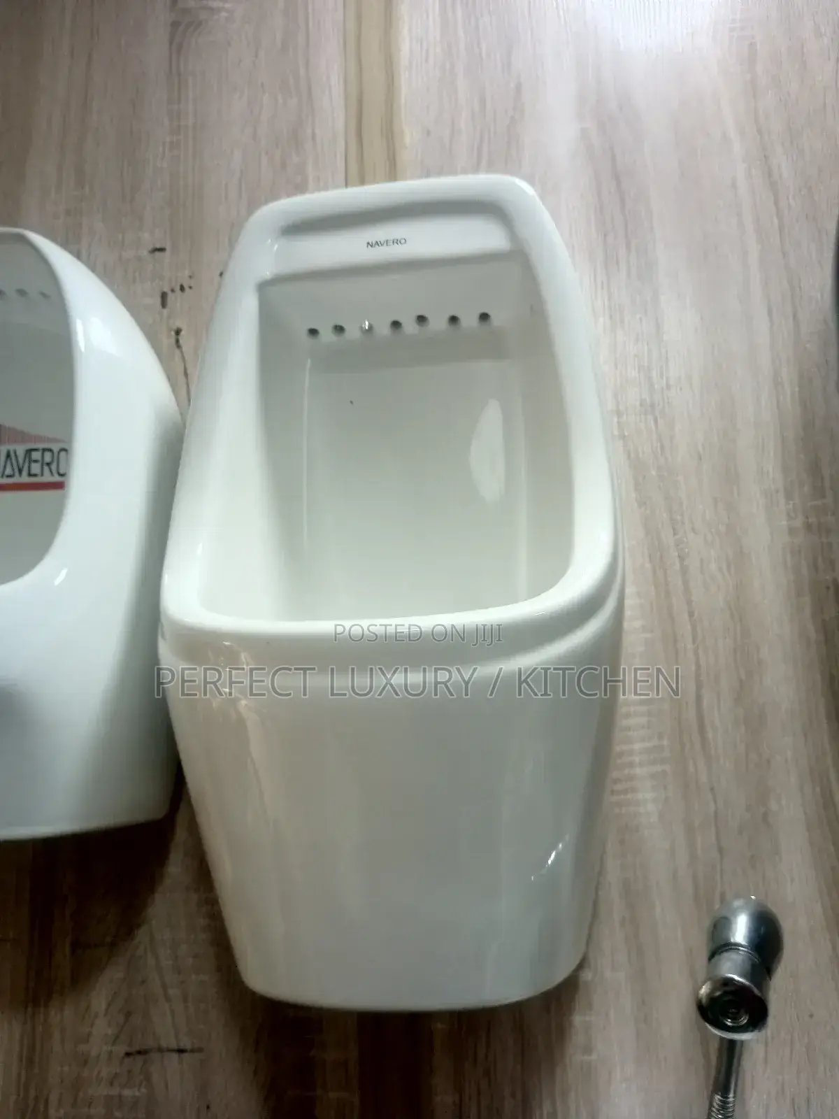 Medium Size Urinary Bowl