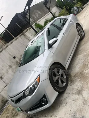 Photo - Toyota Camry 2012 Silver