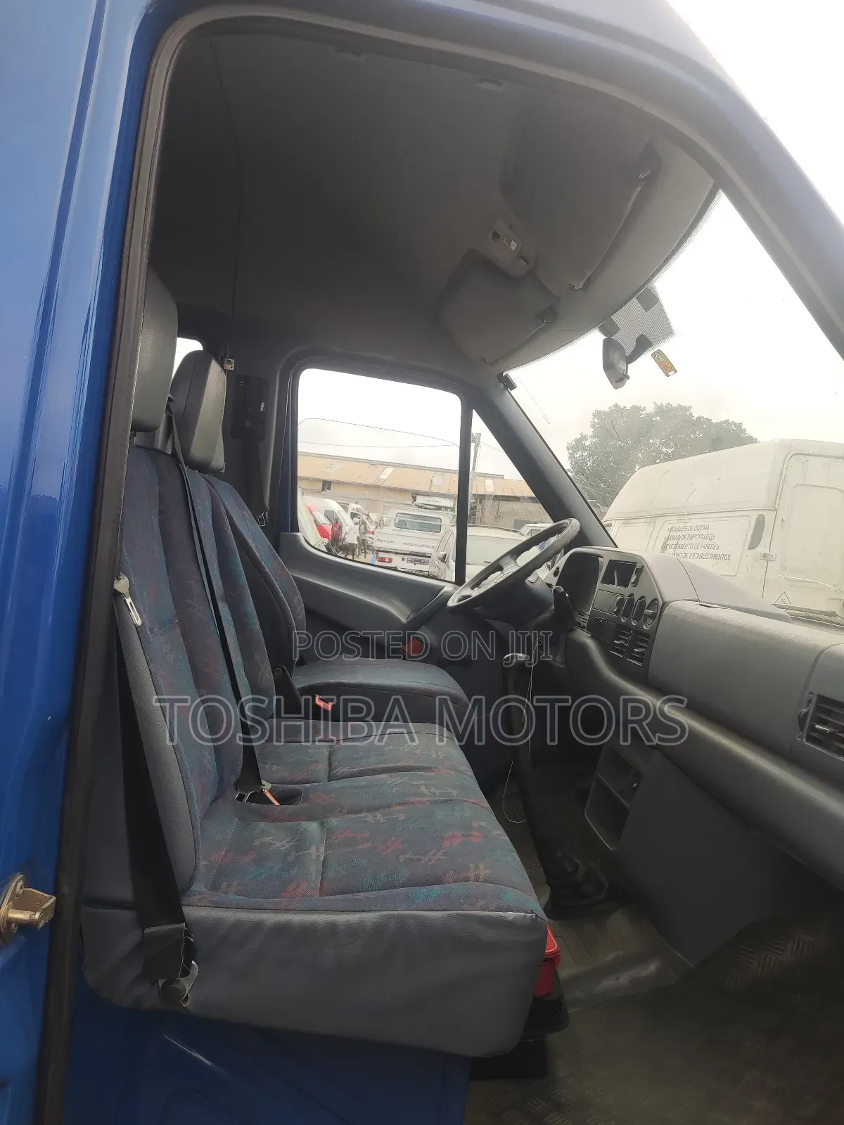 Mercedes-Benz Sprinter 2001 Blue