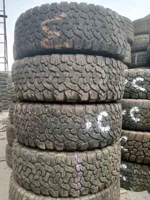 Lt 265/65 R 17 Bf Goodrich Tire