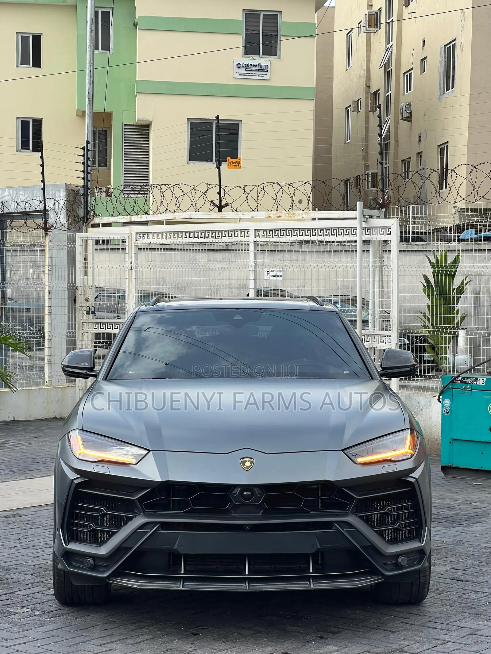 Lamborghini Urus Base 2019 Gray