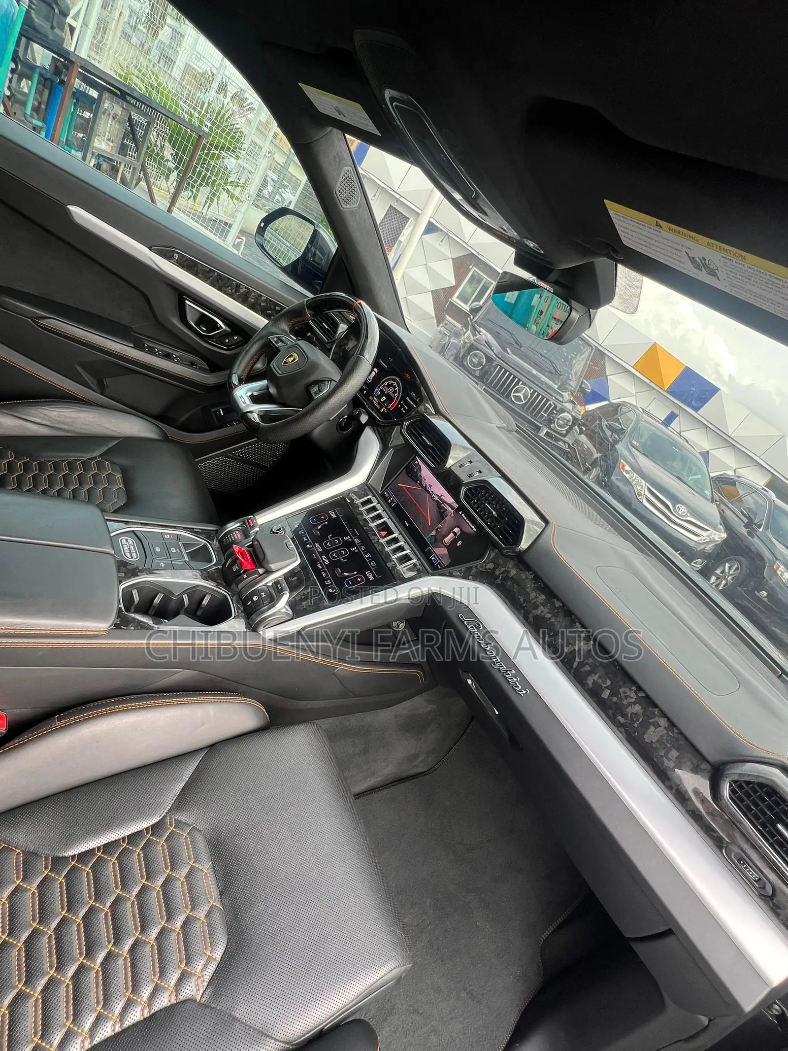 Lamborghini Urus Base 2019 Gray