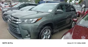 Toyota Highlander 2018 Green