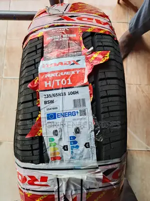 235/65 R 18 Road X Tire