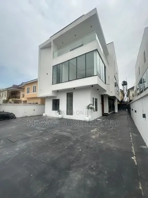 5bdrm Duplex in Lekki Phase 1 for sale