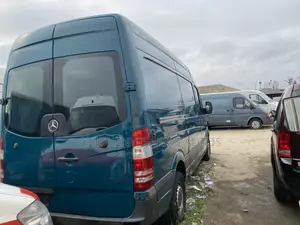 Mercedes-Benz Sprinter 2017 Green