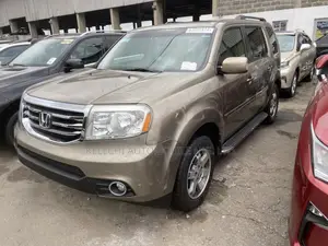 Honda Pilot Touring w/RES/Navi 4WD (3.5L 6cyl 5A) 2011 Gray
