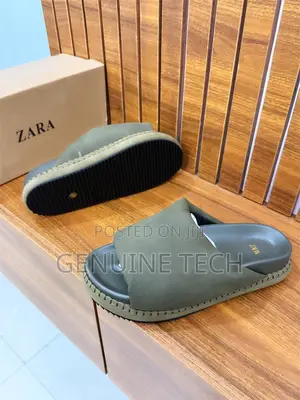 Zara Puff Slide