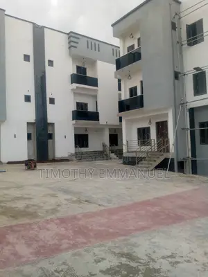 4bdrm Townhouse/Terrace in Life Camp for sale