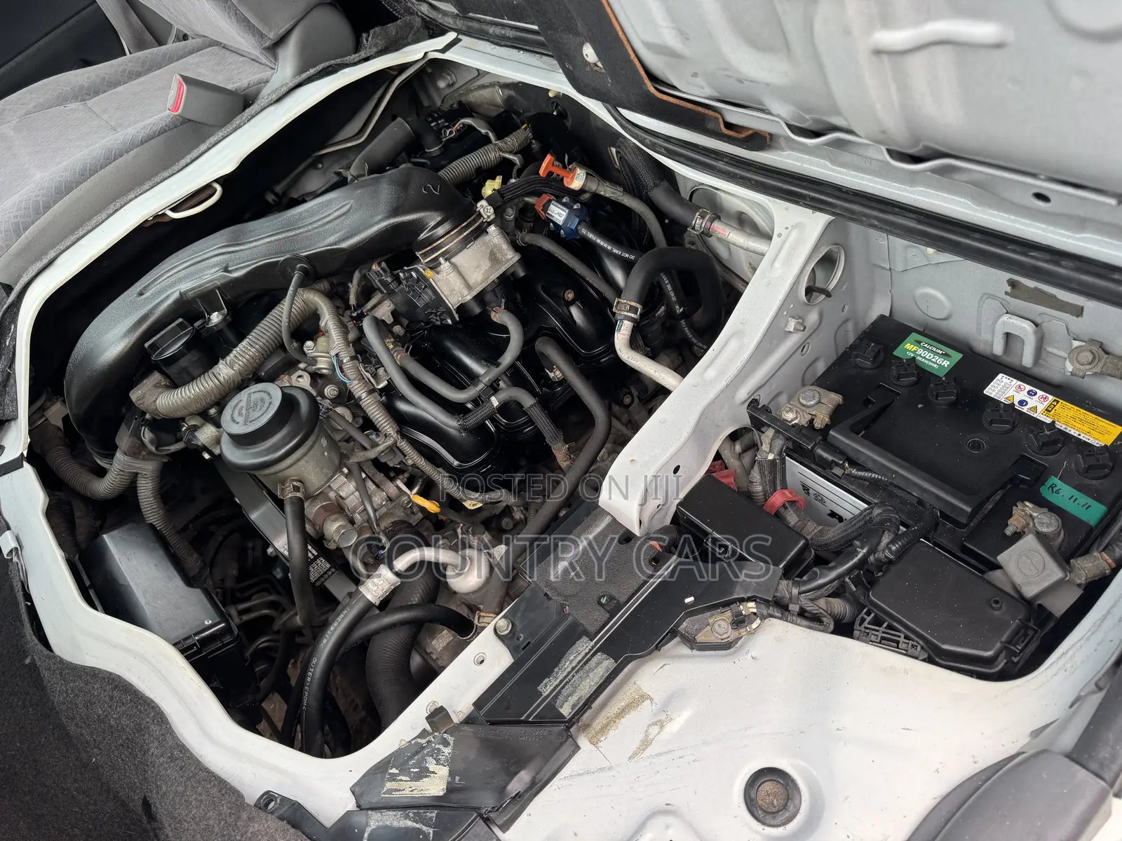 Toyota HiAce 2015 White