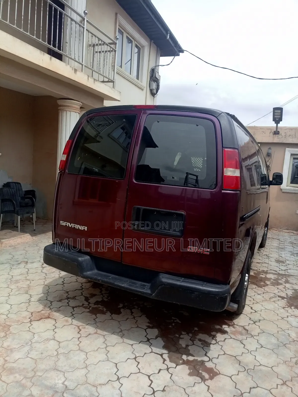 GMC Savana 2006 Red