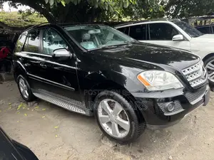 Mercedes-Benz M Class ML 550 4Matic 2010 Black