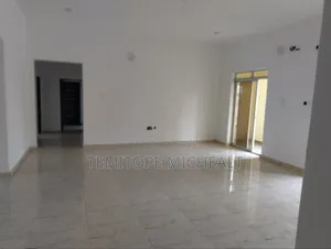 3bdrm Apartment in Katampe Main Tarred for sale