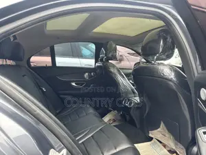 Mercedes-Benz C300 Luxury Sedan RWD (2.0L 4cyl 7A) 2016 Gray