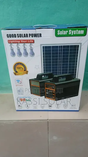 4 Bulbs and Radio Solar Kit With Panel
