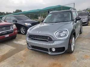 Mini Countryman Cooper S AWD ALL4 2018 Gray