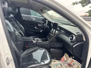 Mercedes-Benz C300 Base 4Matic Sedan AWD (2.0L 4cyl 7A) 2016 White