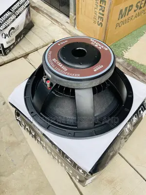 Big Magnet Mackkie 15 Inches Naked Speaker