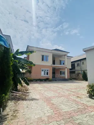 4bdrm Duplex in Sangotedo for sale