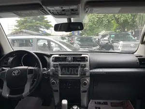 Toyota 4-Runner Limited 4X4 2013 Silver