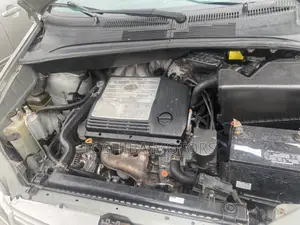 Toyota Sienna LE 2002 Silver