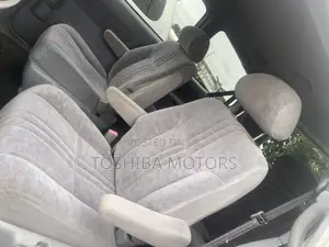 Toyota Sienna LE 2002 Silver