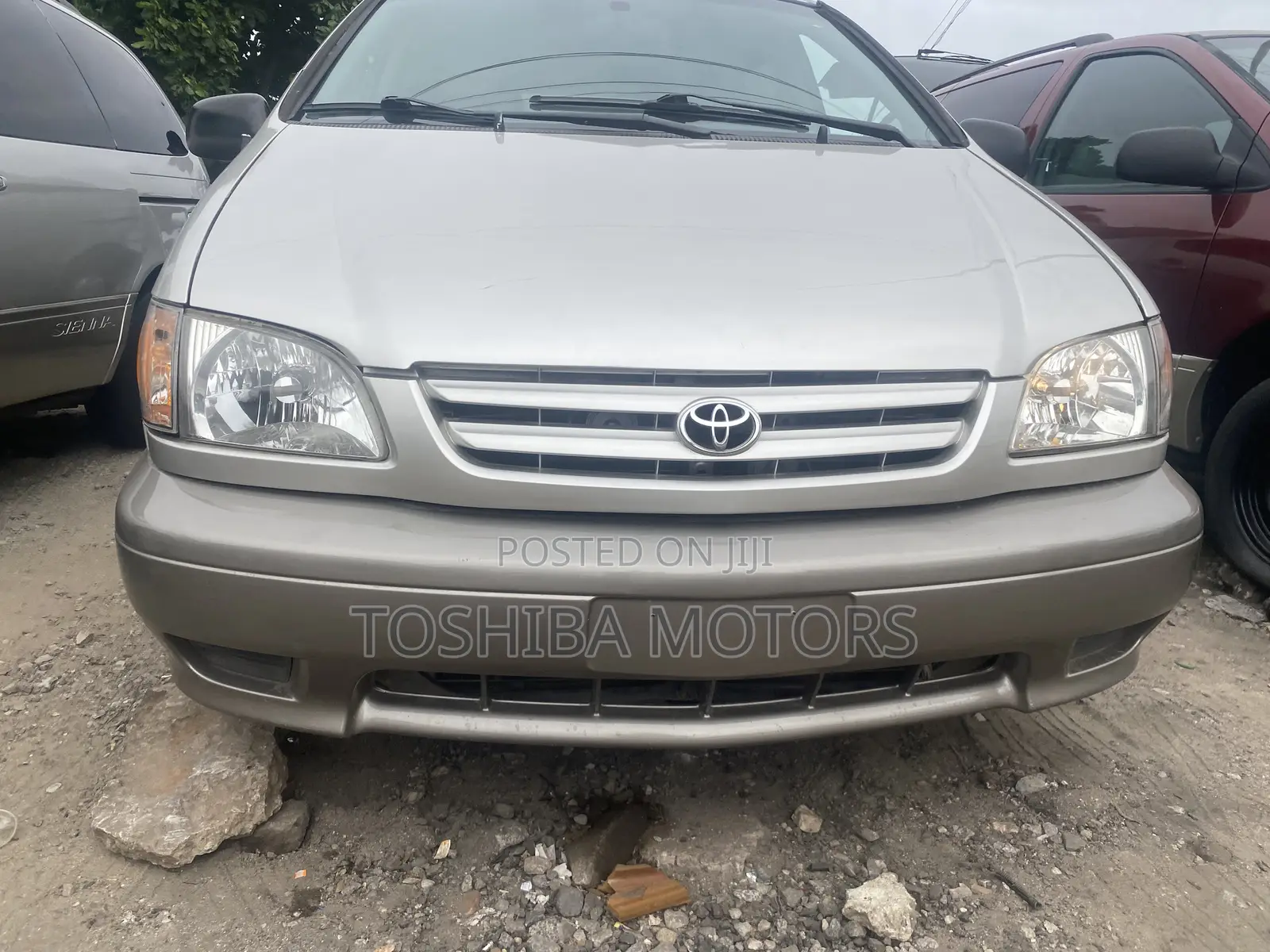Toyota Sienna LE 2002 Silver