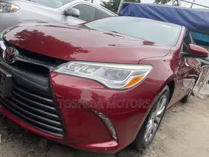Toyota Camry XLE V6 4dr Sedan (3.6L 6cyl 6A) 2016 Red