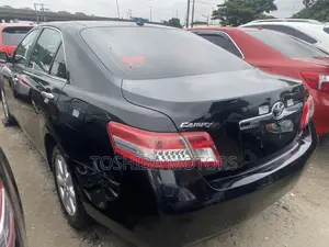 Toyota Camry LE 4dr Sedan (2.5L 4cyl 6A) 2011 Black