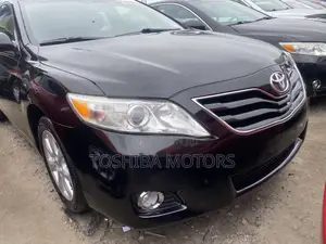 Toyota Camry LE 4dr Sedan (2.5L 4cyl 6A) 2011 Black