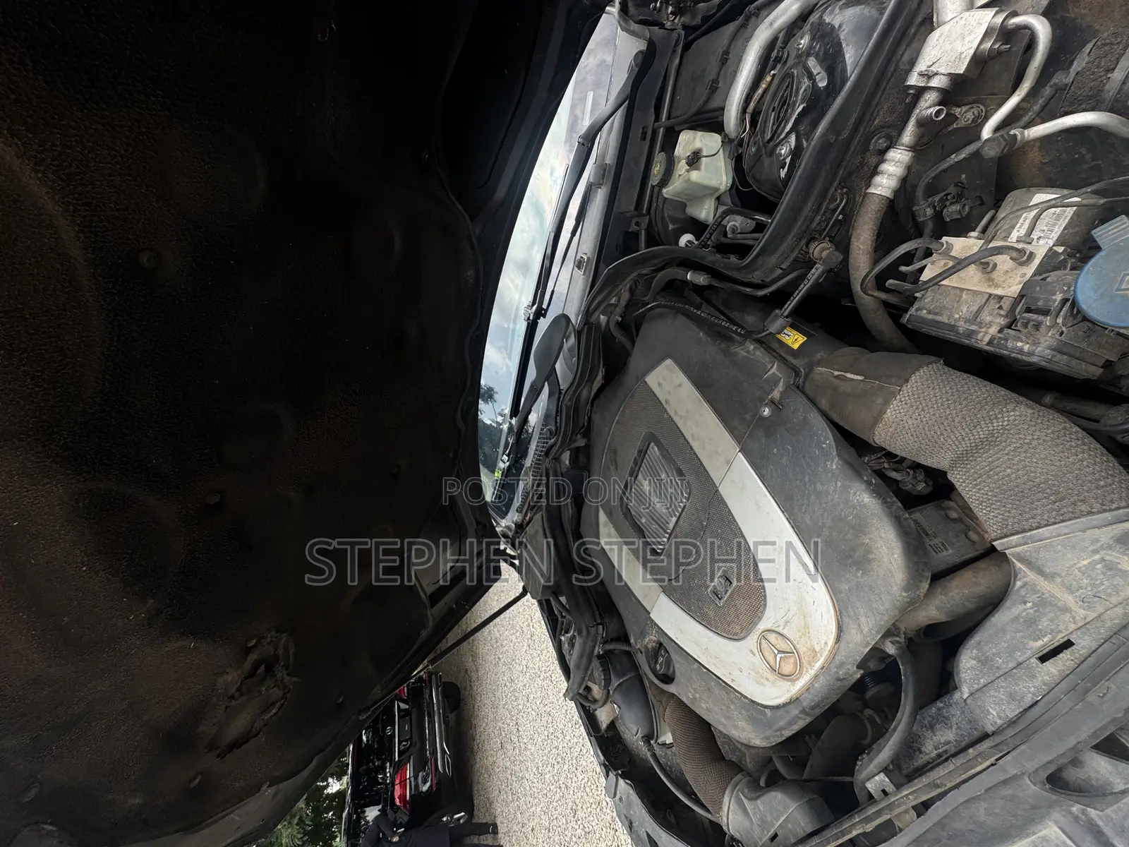 Mercedes-Benz C300 2011 Black