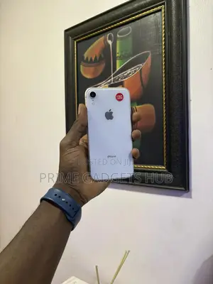 Apple iPhone XR 128 GB White