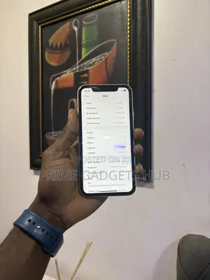 Apple iPhone XR 128 GB White