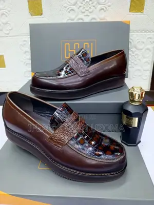Classic Leather Flat Sole Shoes