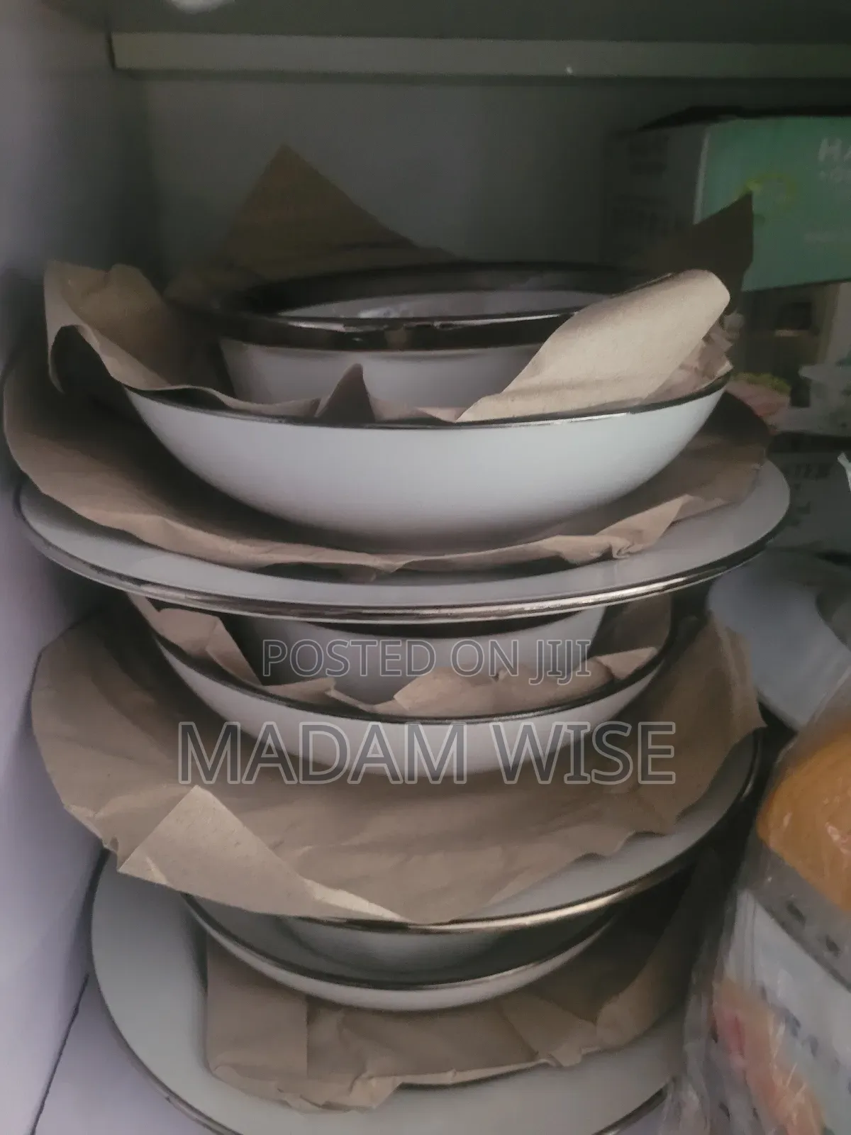 Set of Dinner Plates