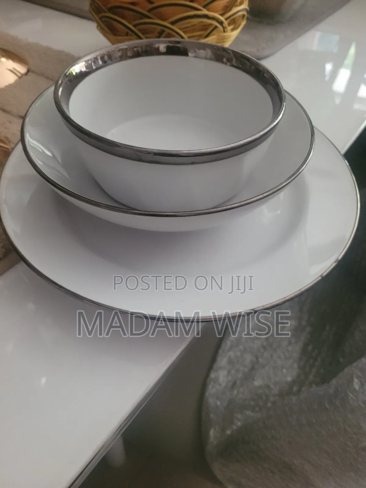 Set of Dinner Plates