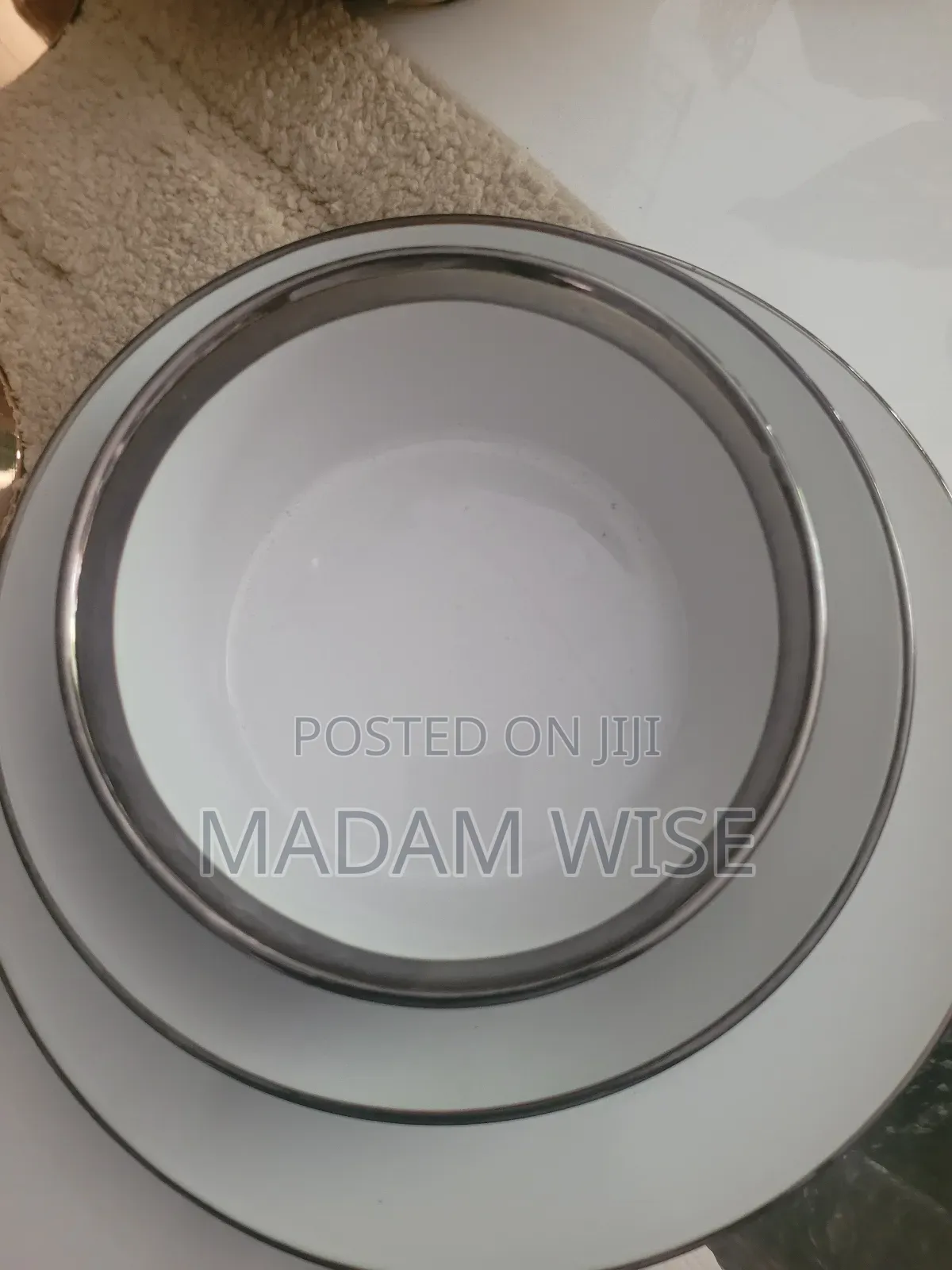 Set of Dinner Plates