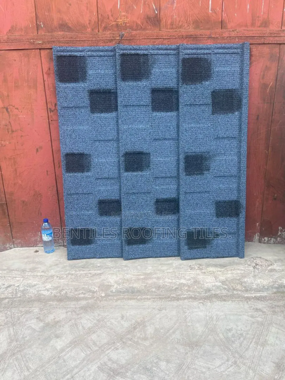 Natural Stone Coated Blue & Black Color.