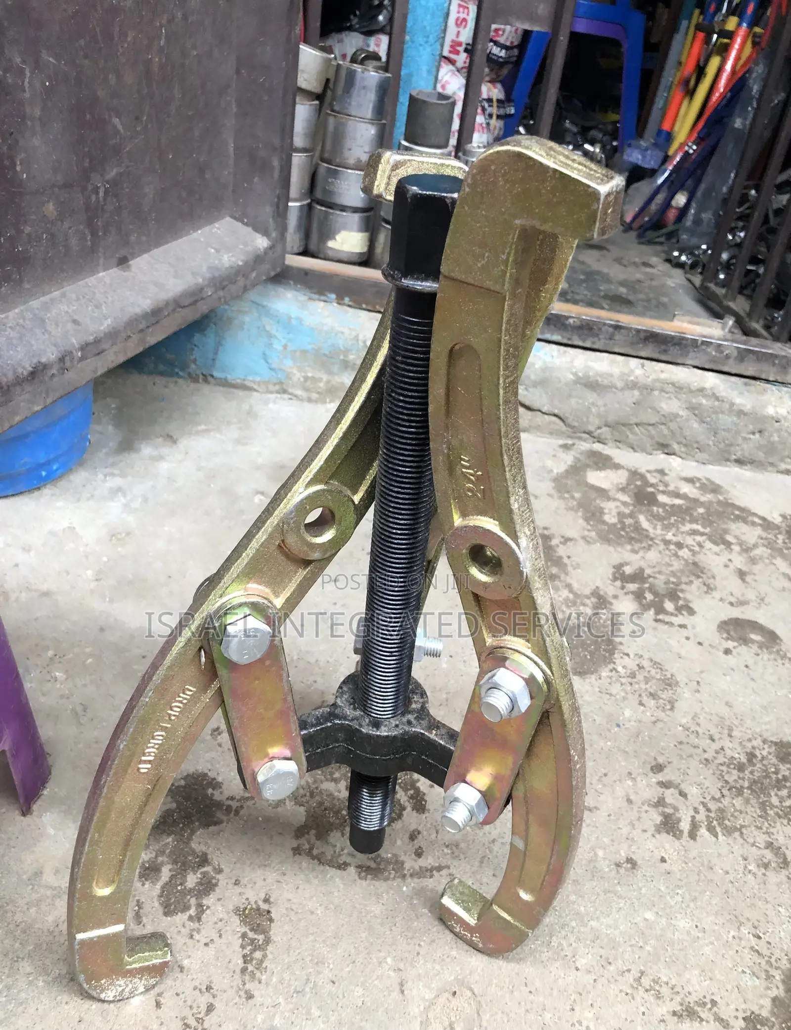 Bearing Puller 24”