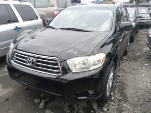 Toyota Highlander Limited 2010 Black