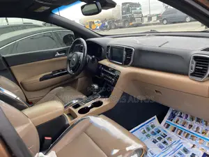 Kia Sportage SX Turbo AWD 2019 Gold