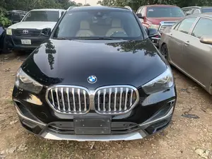 BMW X1 sDrive28i FWD 2019 Black