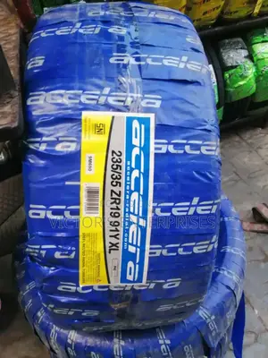 235/35 R 19 Accelera Tire Made in Indonesia