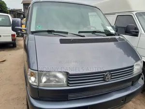 Volkswagen Transporter 2005 Grey