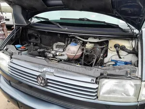 Volkswagen Transporter 2005 Grey